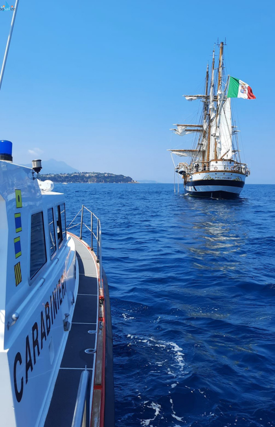 Buongiorno da Ischia, in compagnia della Nave Palinuro.#NavePalinuro
