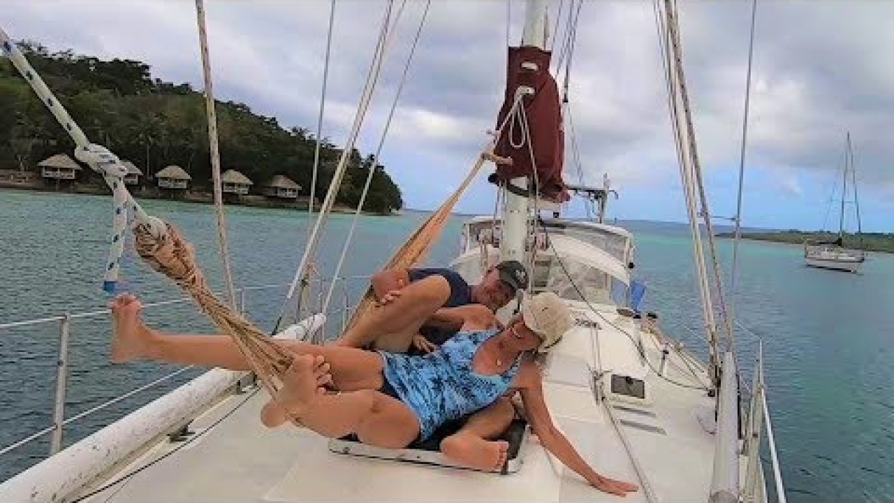 SELF DESTRUCTING or THRIVING? (Sailing SV Sarean) Ep. 75