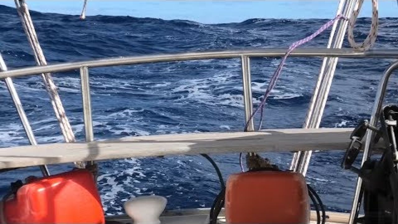 OCEAN PASSAGE Australia to NEW CALEDONIA - 4 Seasons of Wind in One Day (Sailing SV Sarean) EP. 73