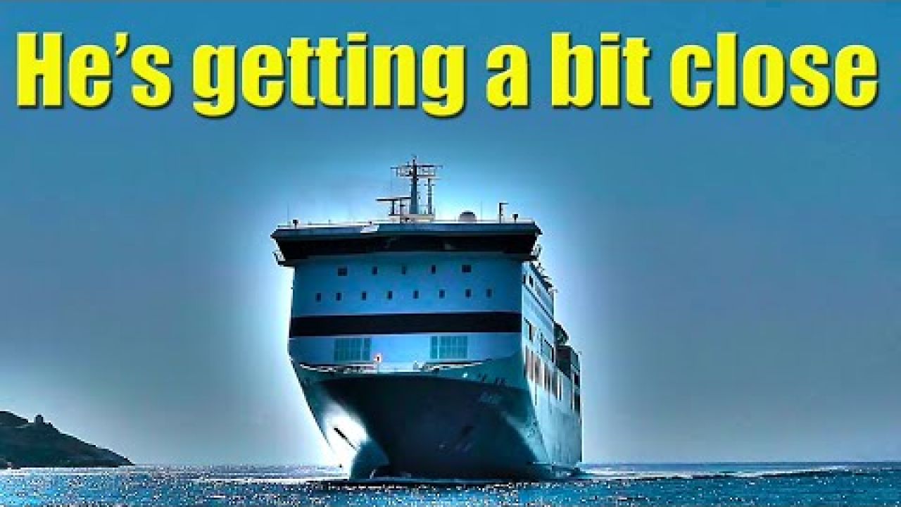 Moved on by the port police - Sailing A B Sea (Ep.082)