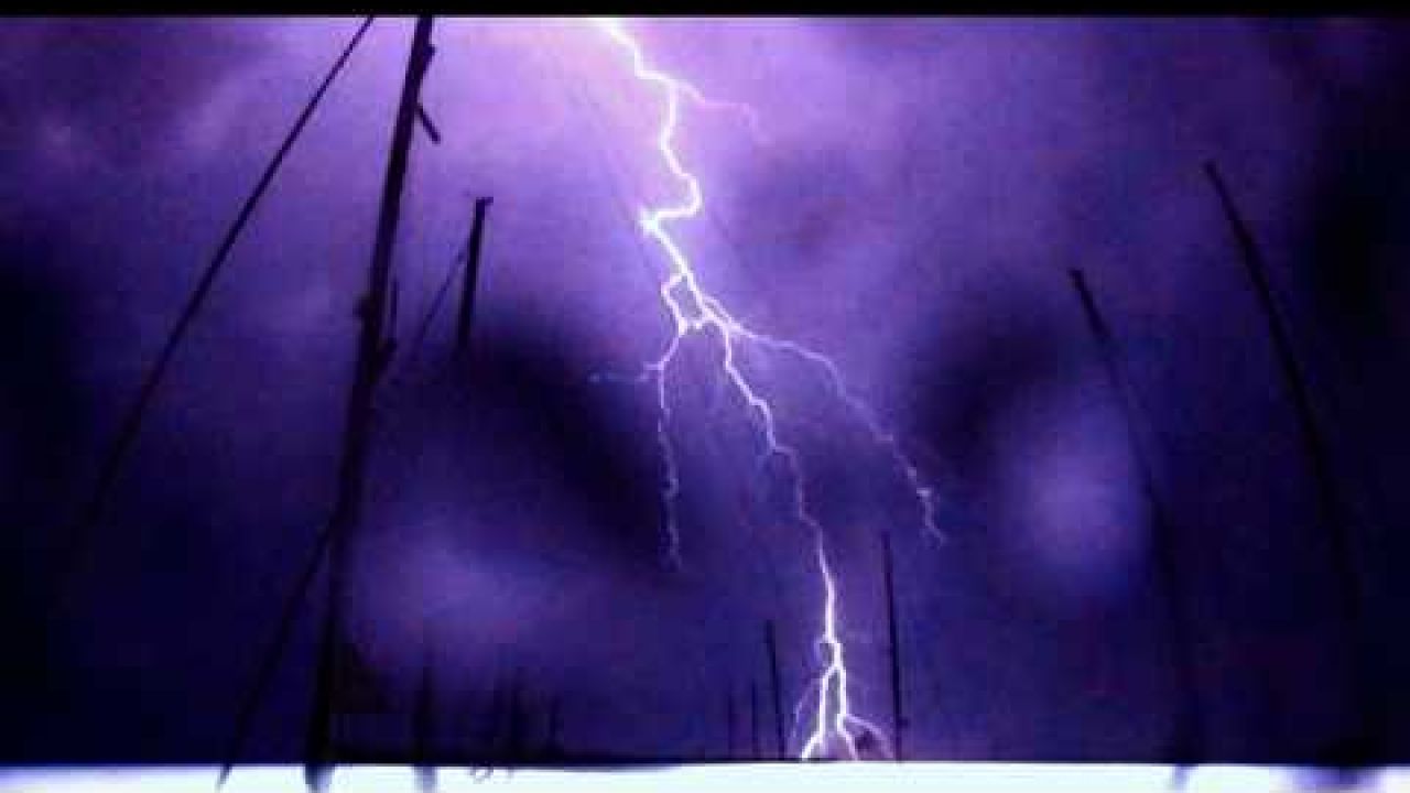 Thunderstorm over Šibenik (Croatia) + Slow Motion // Sailing Solen