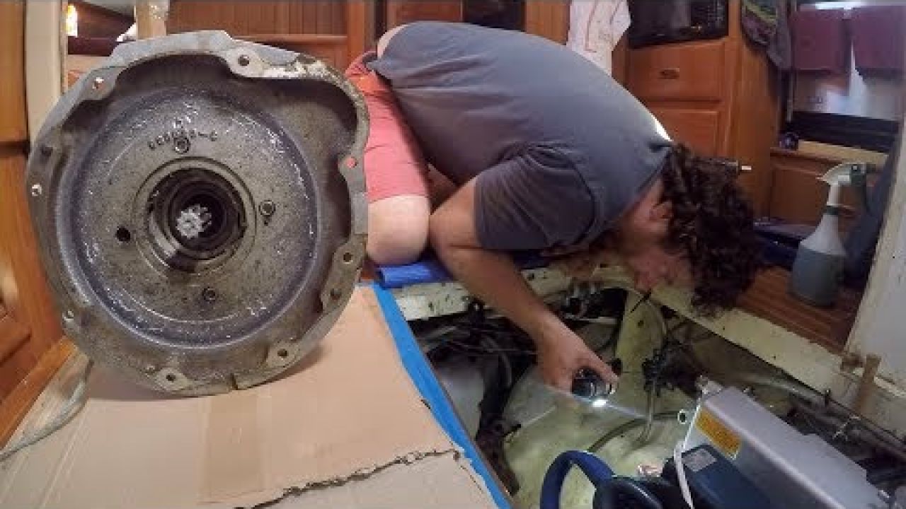 EP 12: WHAT IS THAT NOISE?! Kubota Diesel Nightmare #1  | Two the Horizon Sailing