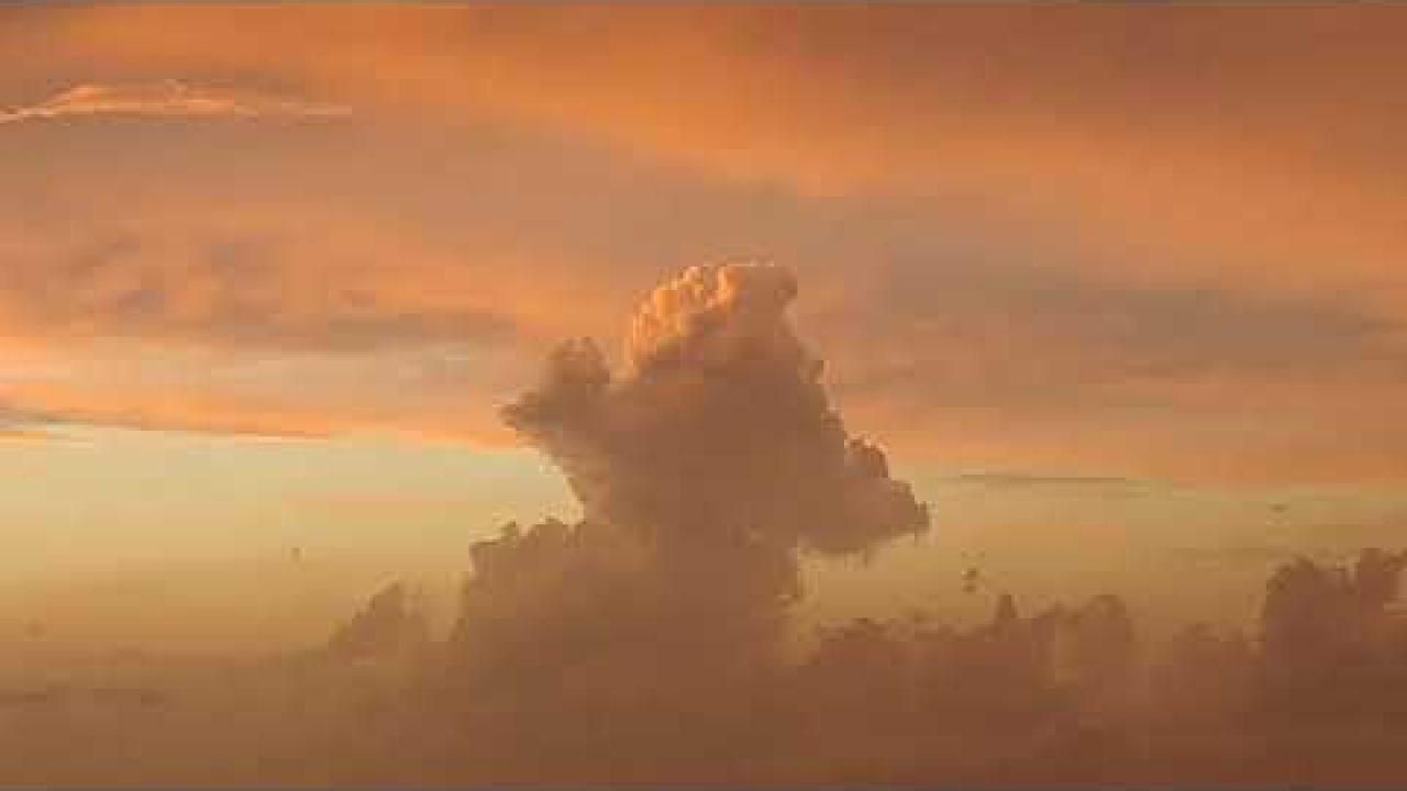 A beautiful sunset after we drag 160ft across the harbour