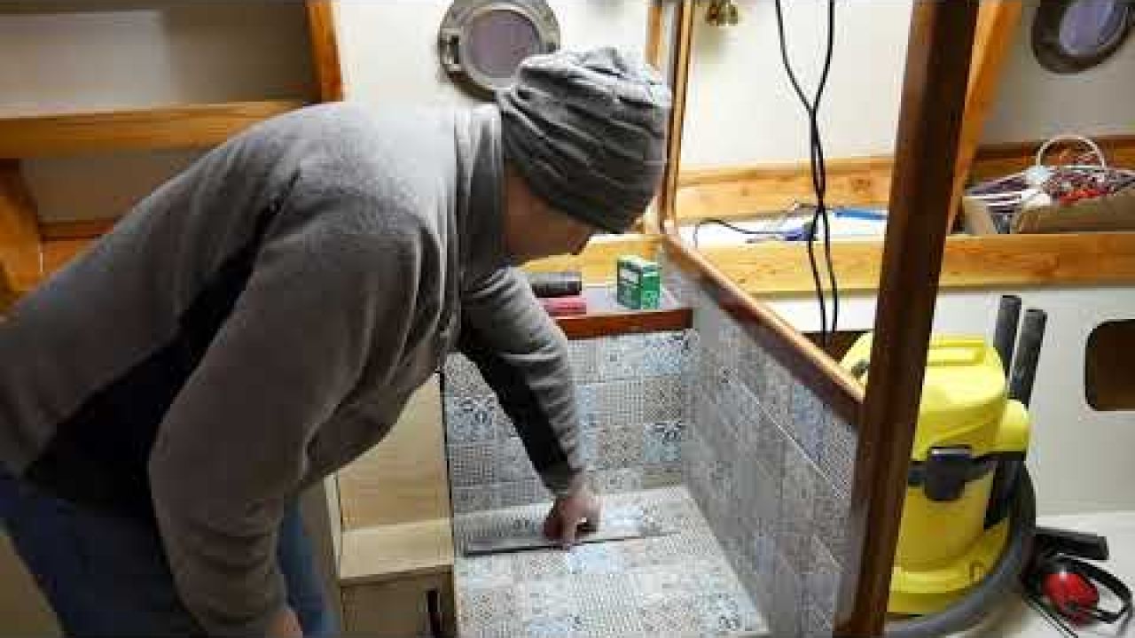 A weird little corner and more partners fitting ; Building a cruising sailboat - SV Tapatya EP169