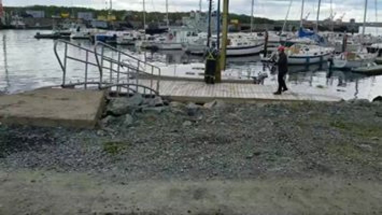 Sailing Plan B - There's always something unnerving when...